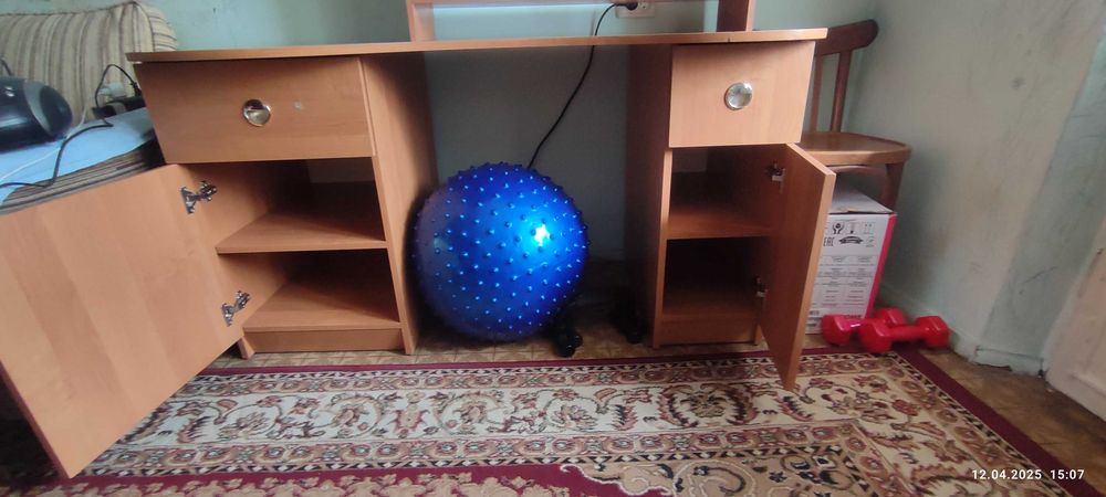 Письменный (компьютерный) стол