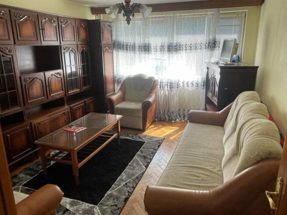 Apartament de inchiriat