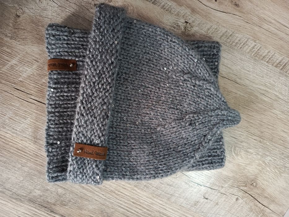 Комплект шапка-пипка + снуд.