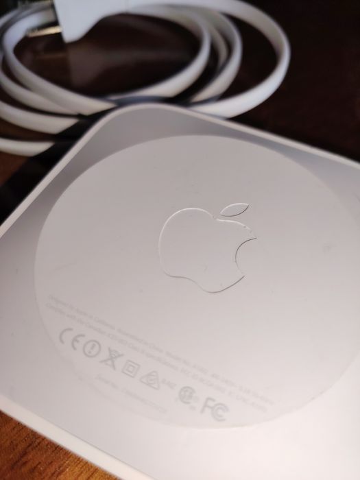 Рутер Apple AirPort Express - AirPlay 2
