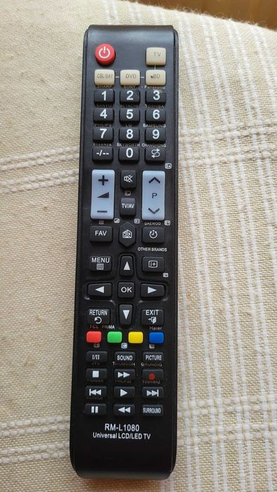 Telecomanda tv ,dvd ,bluray universala