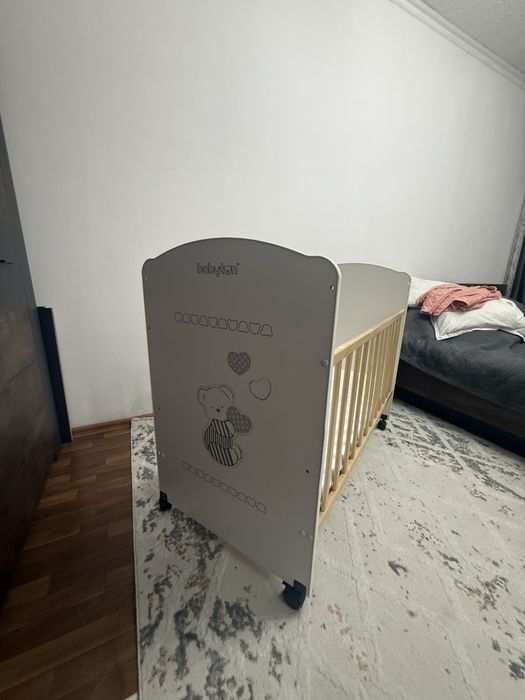 Манеж детский деревянный