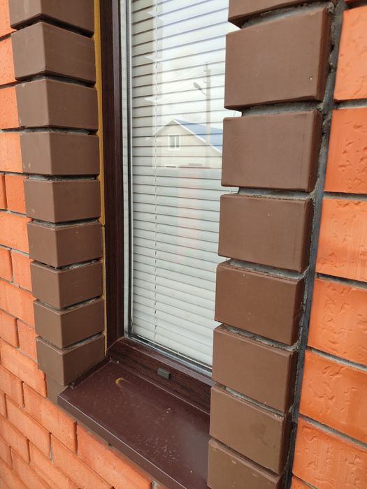 Каменщик строитель