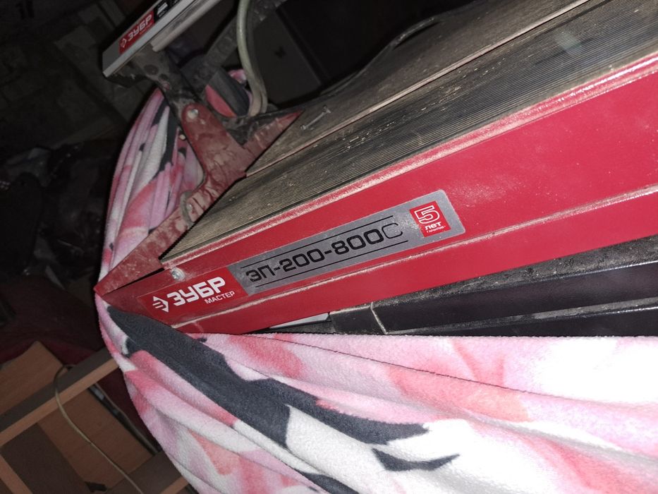 Продам плиткорез в хорошем состояние