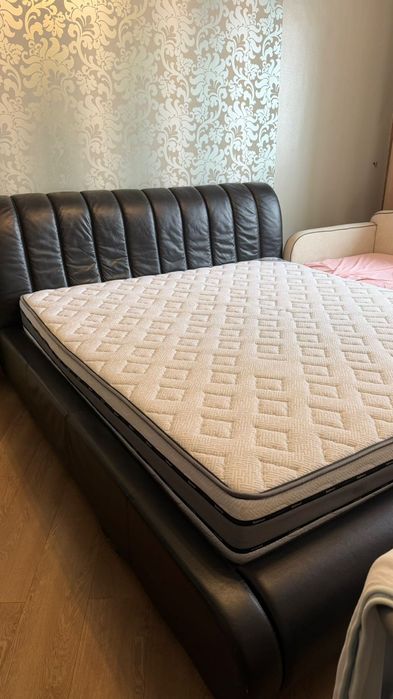 Кровать состояние хорошая
