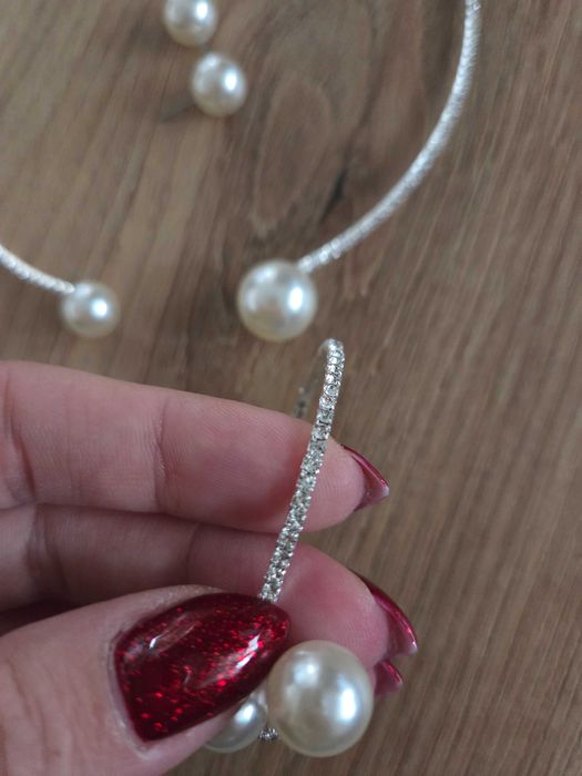 Комплект официални бижута