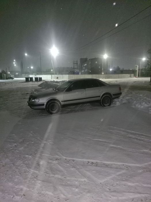 Ауди 100 с-4 продам