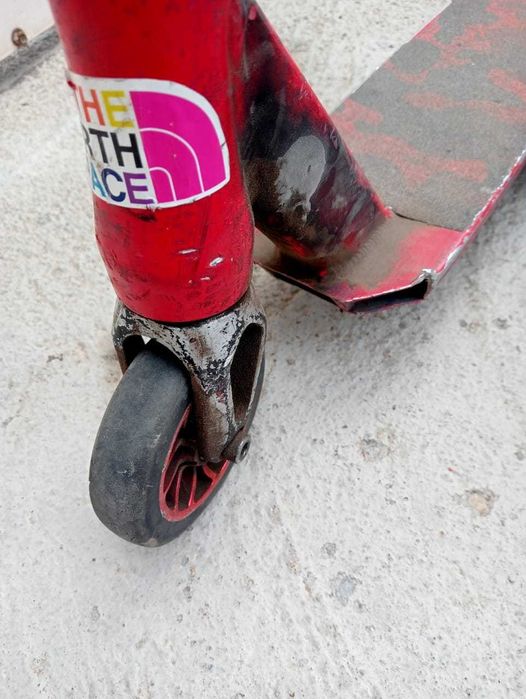 Продам трюковой самокат Chilli