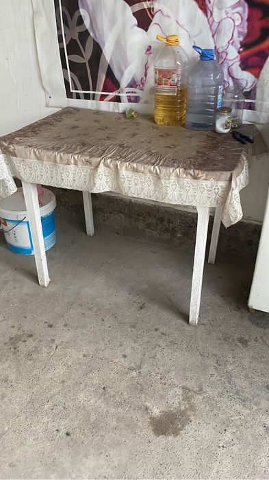 Кухный стол стуля
