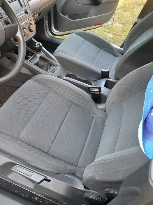 VW GOLF 5 – 1.9 TDI