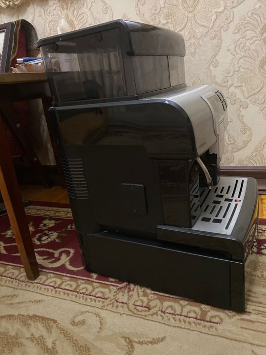 Кофемашинка фирма saeco