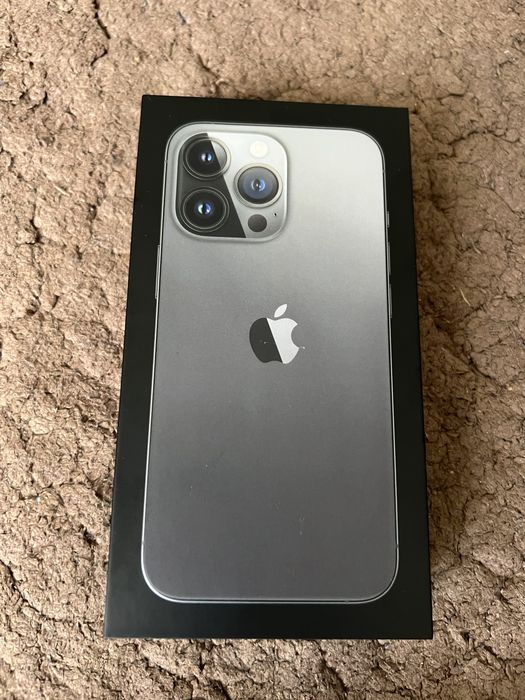 Продам Оригинал Iphone 13 Pro как новый