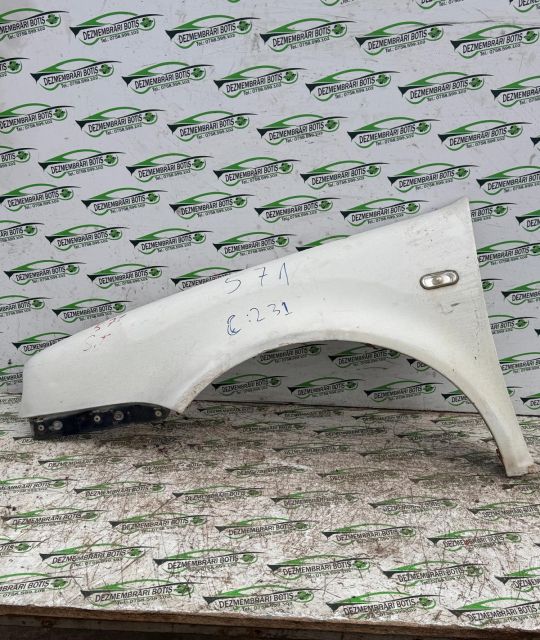 Aripa fata stanga Volkswagen VW Golf a 4-a generatie