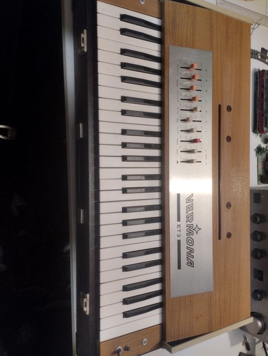 Синтезатор Vermona ET-3