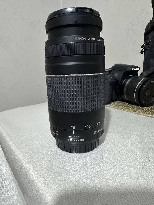 Фотоапарат Canon 600D