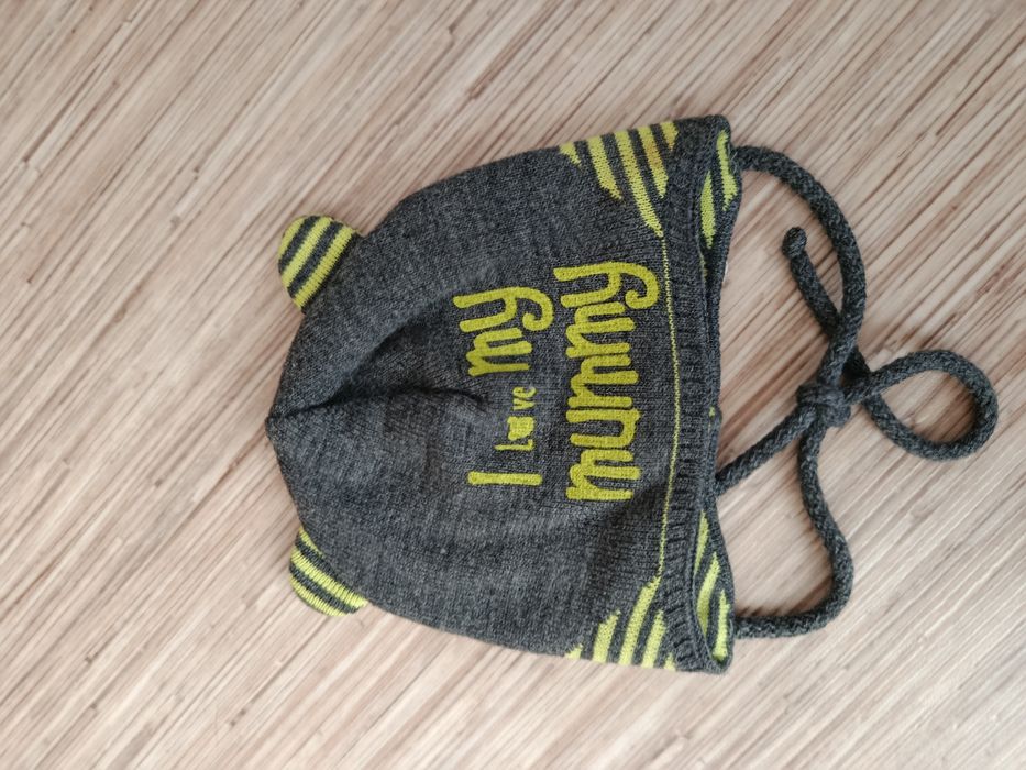 Продам детские шапки