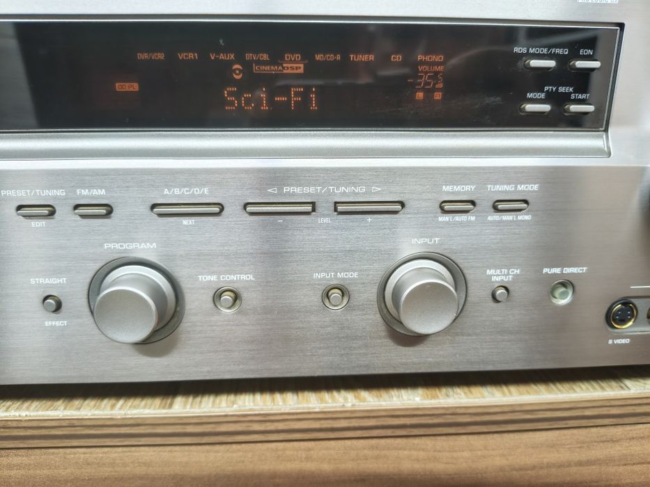 7.1 канален ресивър YAMAHA RX-V 750