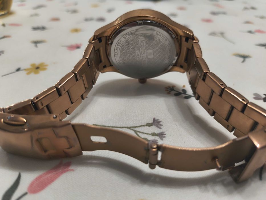 Часовник Jaques Lemans