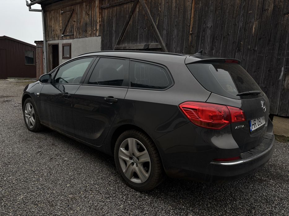 Opel astra-combi 2014