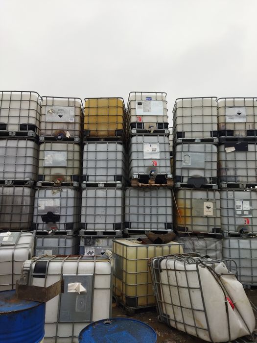 Бочка платиковая одна тонна