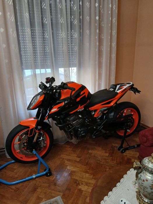 Vând KTM DUKE 890 GP an 2023