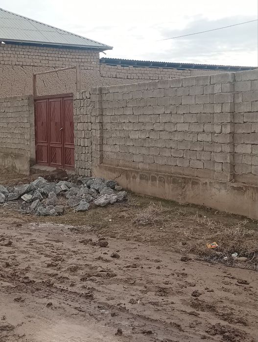 Ikki sotix yer sotiladi