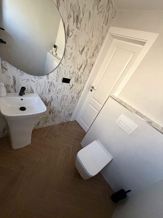 Casa de vanzare cu etaj