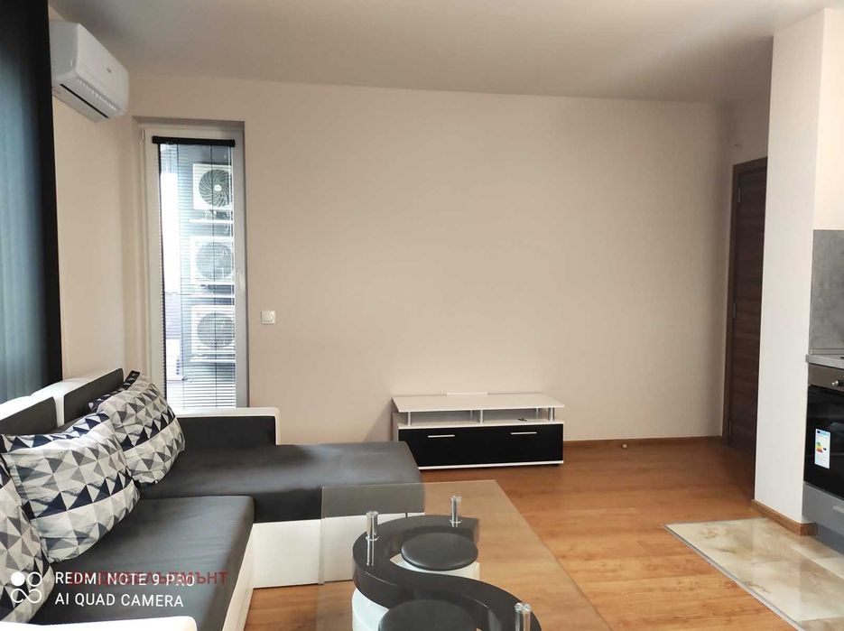 Дава се под наем Тристаен апартамент в София, Връбница 1 - 82 кв.м за 648.21 € - Снимка #3