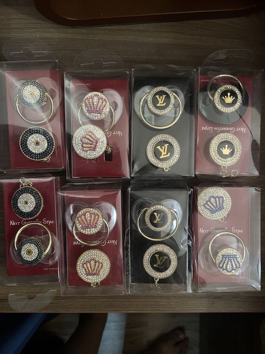 Соски и брошки для малышей новые турция