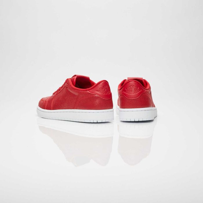 Adidasi Jordan Brand Wmns Air Jordan 1 Retro Low NS 38, 38.5 si 39