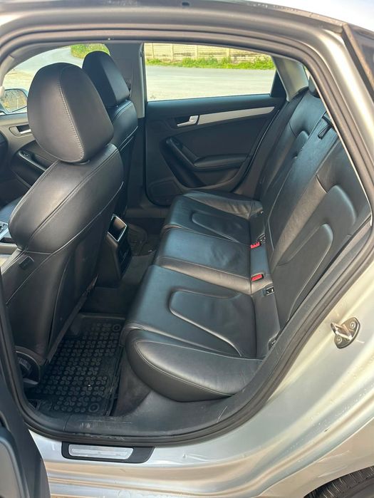 Audi a4 b8 2.0tfsi 2010 211cp  Quattro