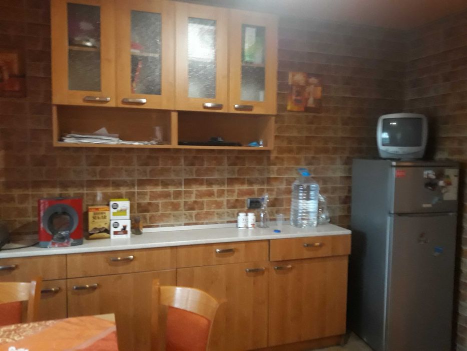 Търсим съквартирантка за самостоятелен апарартамент до Гранд мол