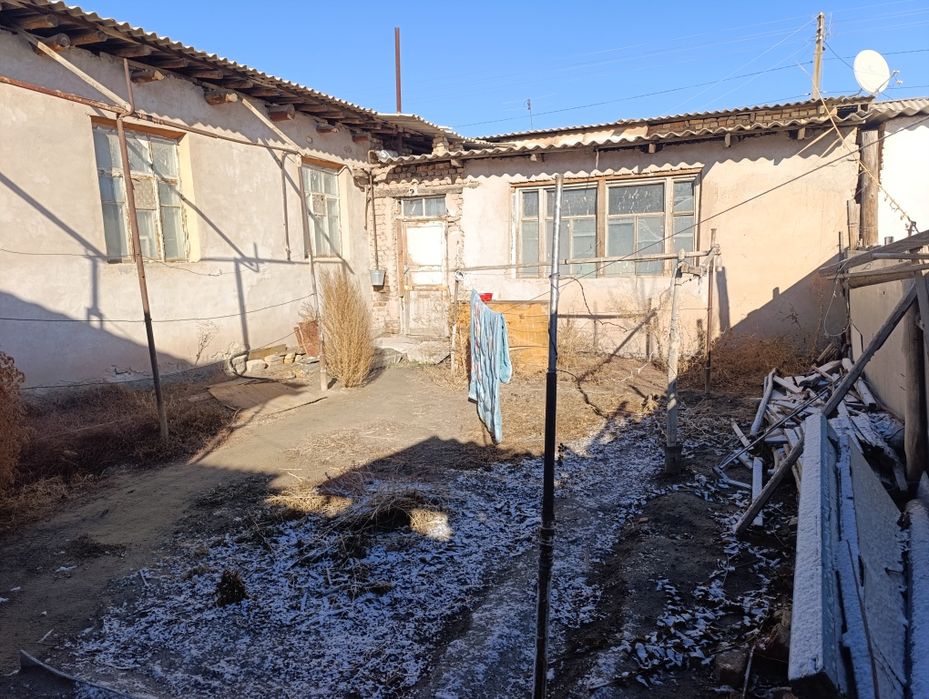 Nukus qalasi 25 mkr 4 xanali 3 sotik jer jay satiladi