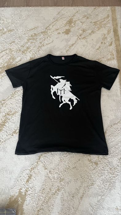 Футболка с цитатой.