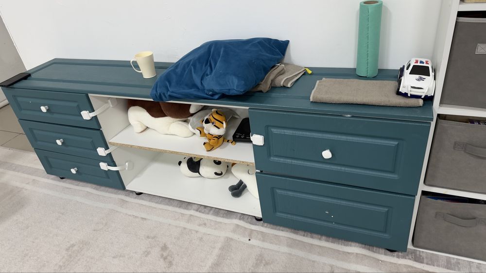 Продам тумбу б/у под телевизор