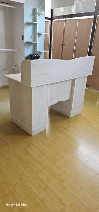 Birou mobilier din pal alb