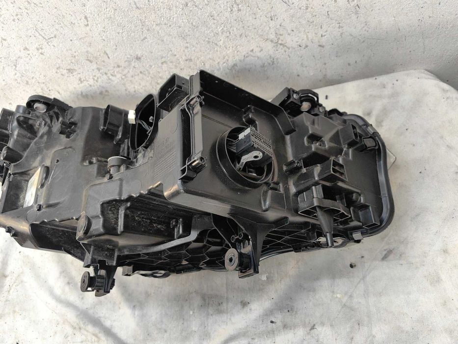 Оригинални  фарове Ляв Десен  БМВ  BMW X3 X4 G01 G02 Adaptive Led
