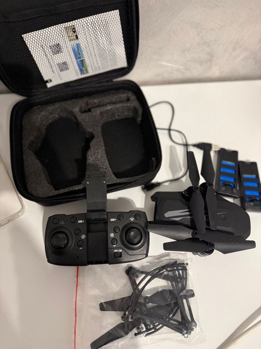 Vand drona pe telecomanda