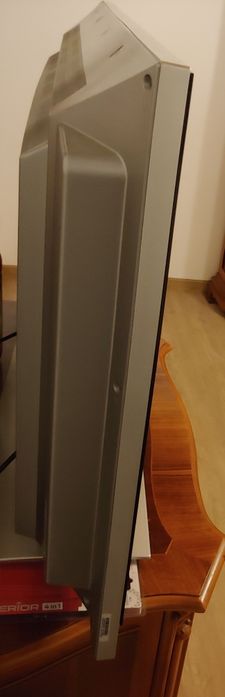 Televizor LG 95cm diagonala