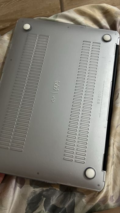 Macbook продам в отличном  состоянии