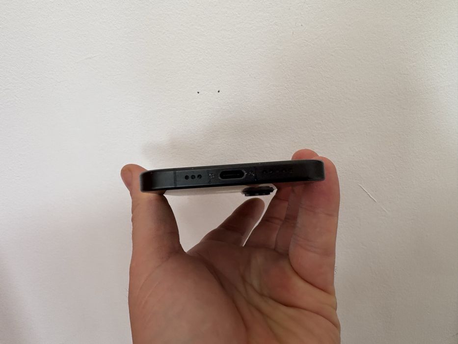 Iphone 16, Black, pentru piese