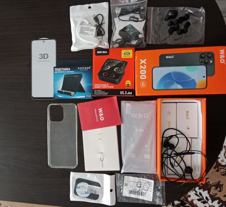 Срочно продаю смартфон х 200