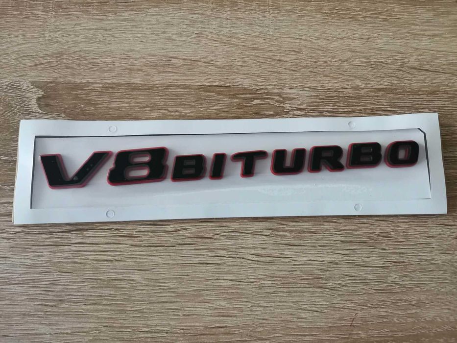 Mercedes Benz V8 Biturbo черна емблема с червен кант