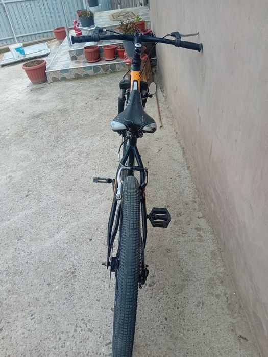 Bicicletă 26 inch, perfect funcțională + piese schimb