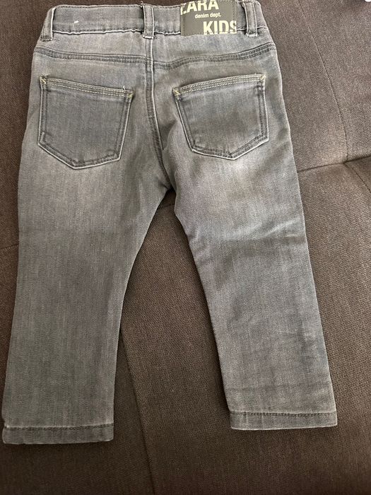 Дънки Зара за бебе момиче 6-9 месеца по 15 лв броя