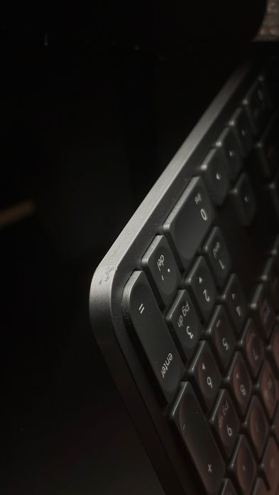 Logitech MX keys