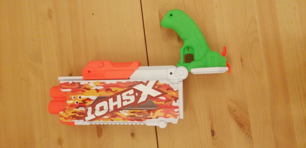 Продам водяной пистолет