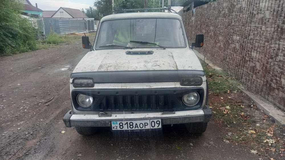 Продаю автомобиль Нива