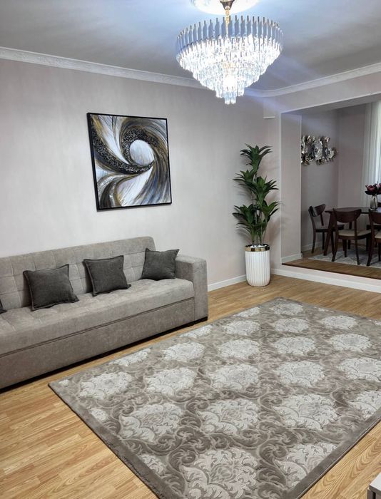 Продаётся 3-х комнатная квартира 

Свердловская Планировка 
Кирпич