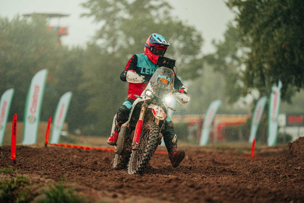 Kove 450 Rally ( Race ready) + Accessories + Spare parts